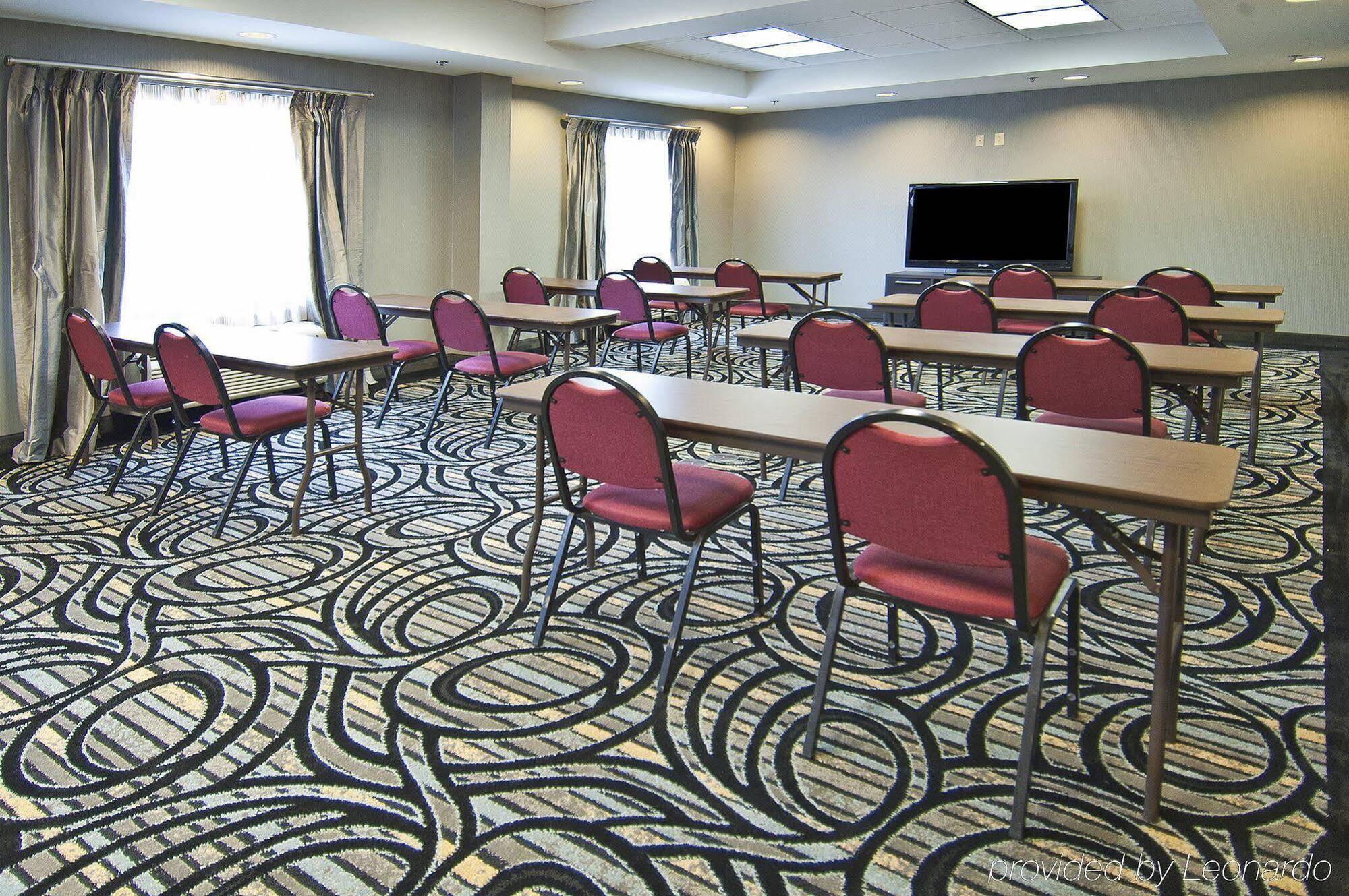 Holiday Inn Express & Suites Jackson/Pearl International Airport Esterno foto