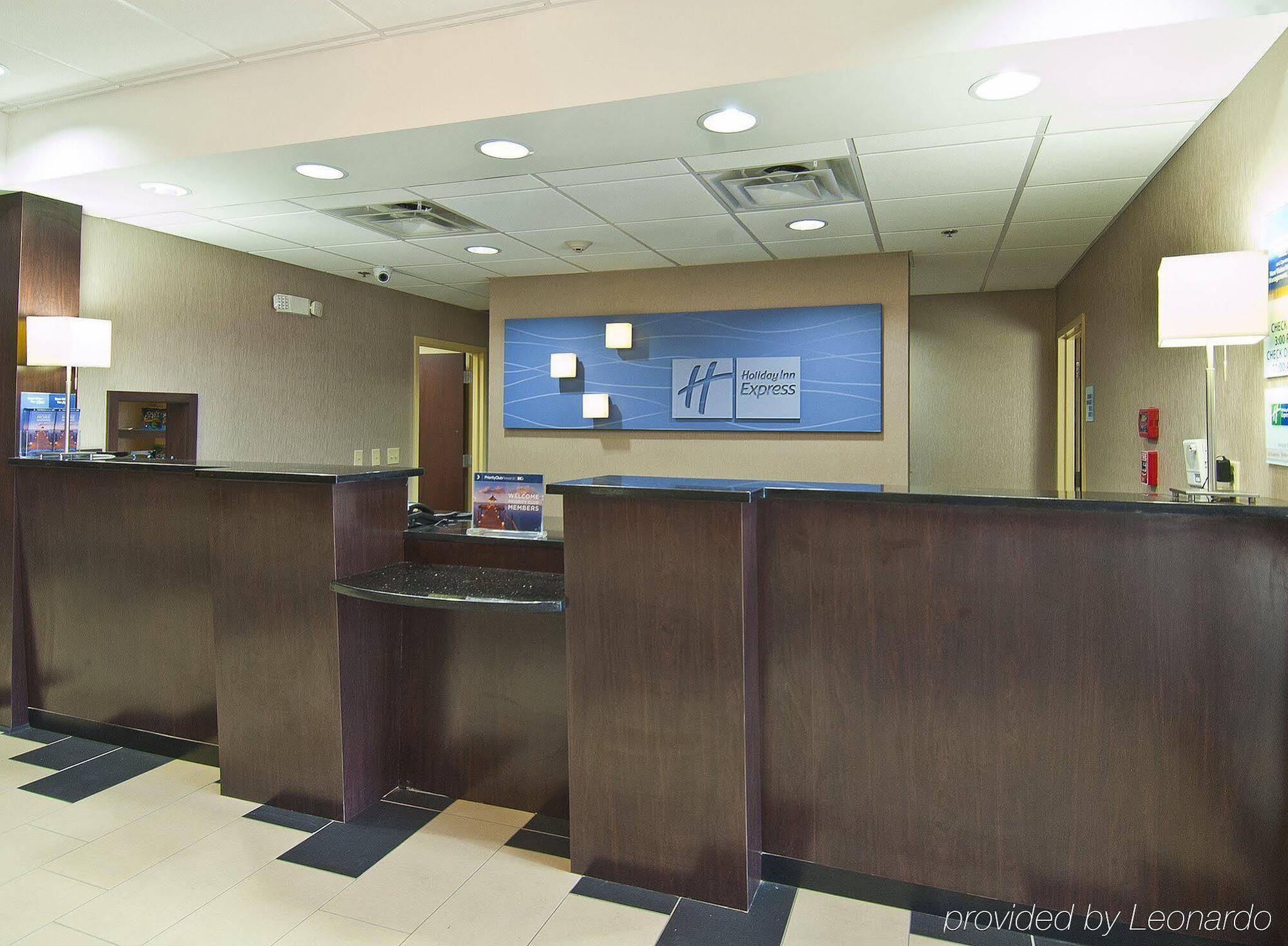 Holiday Inn Express & Suites Jackson/Pearl International Airport Esterno foto